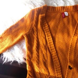 H+M DIVIDED Chunky Orange Cable-Knit Button Up
